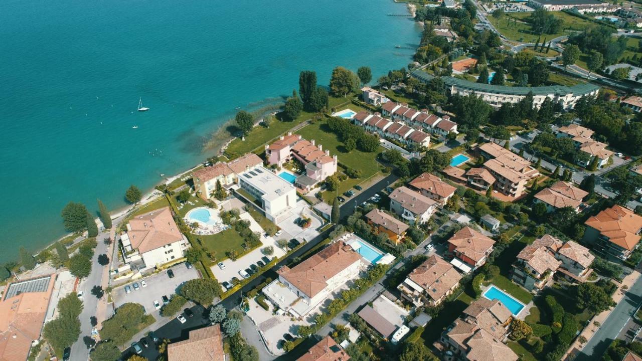 Residence Poggio Al Lago Σιρμιόνε Εξωτερικό φωτογραφία